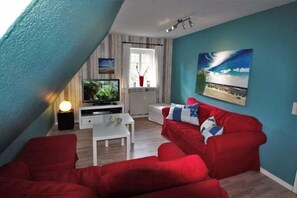 Télévision, lecteur de DVD, chaîne hi-fi