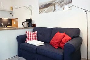 TV - Hallig Hooge - Whg. 4 - Habel - Allergy-friendly vacation apartment on Föhr with (Wyk auf Föhr)