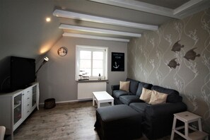TV, ping pong, stereo - Nis Puk - FW Hooge - Space for up to 5 people, garden & 500 m to the beach (Utersum)