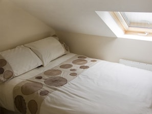 WiFi - THE LOFT, pet friendly, shared hot tub, in Annan (Annan)