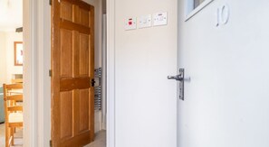 Interior - Charming Thirlmere Retreat Near Far Sawrey (Ambleside)