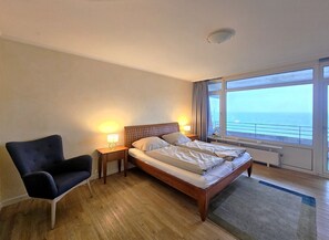 2 bedrooms, WiFi - Strandperle - Apartment Strandperle with sea view directly on the beach in Wyk (Wyk auf Föhr)