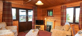 Hawthorne Lodge, Danby