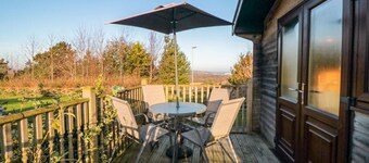 Hawthorne Lodge, Danby