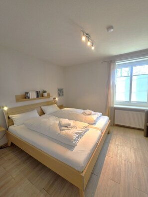 1 bedroom, WiFi - Godewind - Apartment 1 - Holiday apartment Godewind 1: first floor with terrace, WLAN (Wyk auf Föhr)