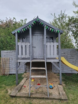 Children’s area - Nis Puk _FW Gröde (ground floor) - Apartment Gröde on the ground floor in Utersum - Terrace & 500 m (Utersum)