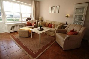 Fernseher, Stereoanlage