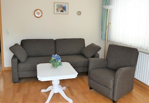 Fernseher, Stereoanlage