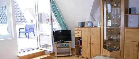 TV, stereo