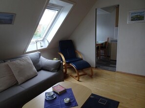 Fernseher, Stereoanlage