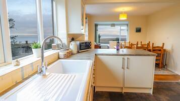 Dishwasher, highchair