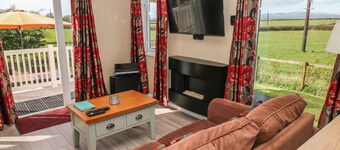 Mountain View Lodge, Whitland.