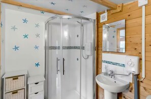 Shower - Bay Tree Cottage, Heacham (King's Lynn)