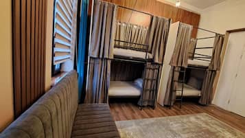 Deluxe Shared Dormitory, Women only, Non Smoking