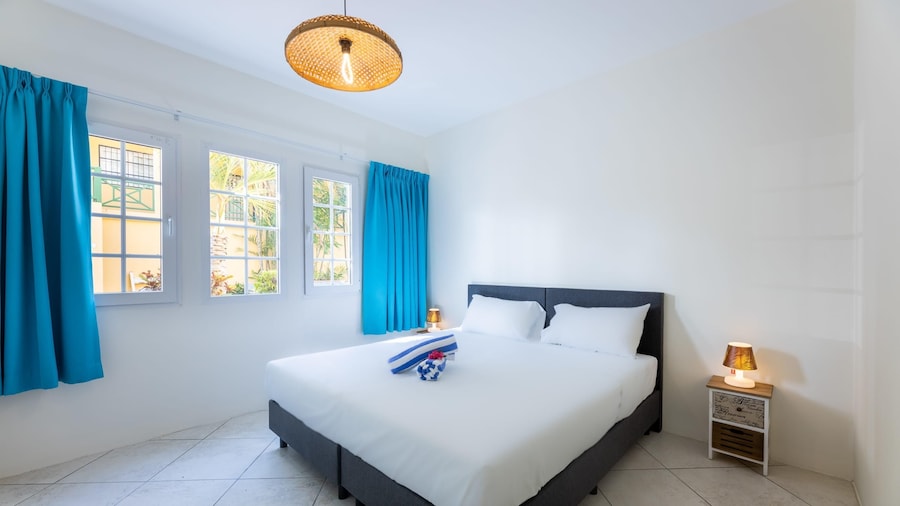 peaceful Garden Villa - Private Pool