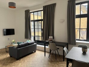 Studio | Living area - Access Farringdon (London)