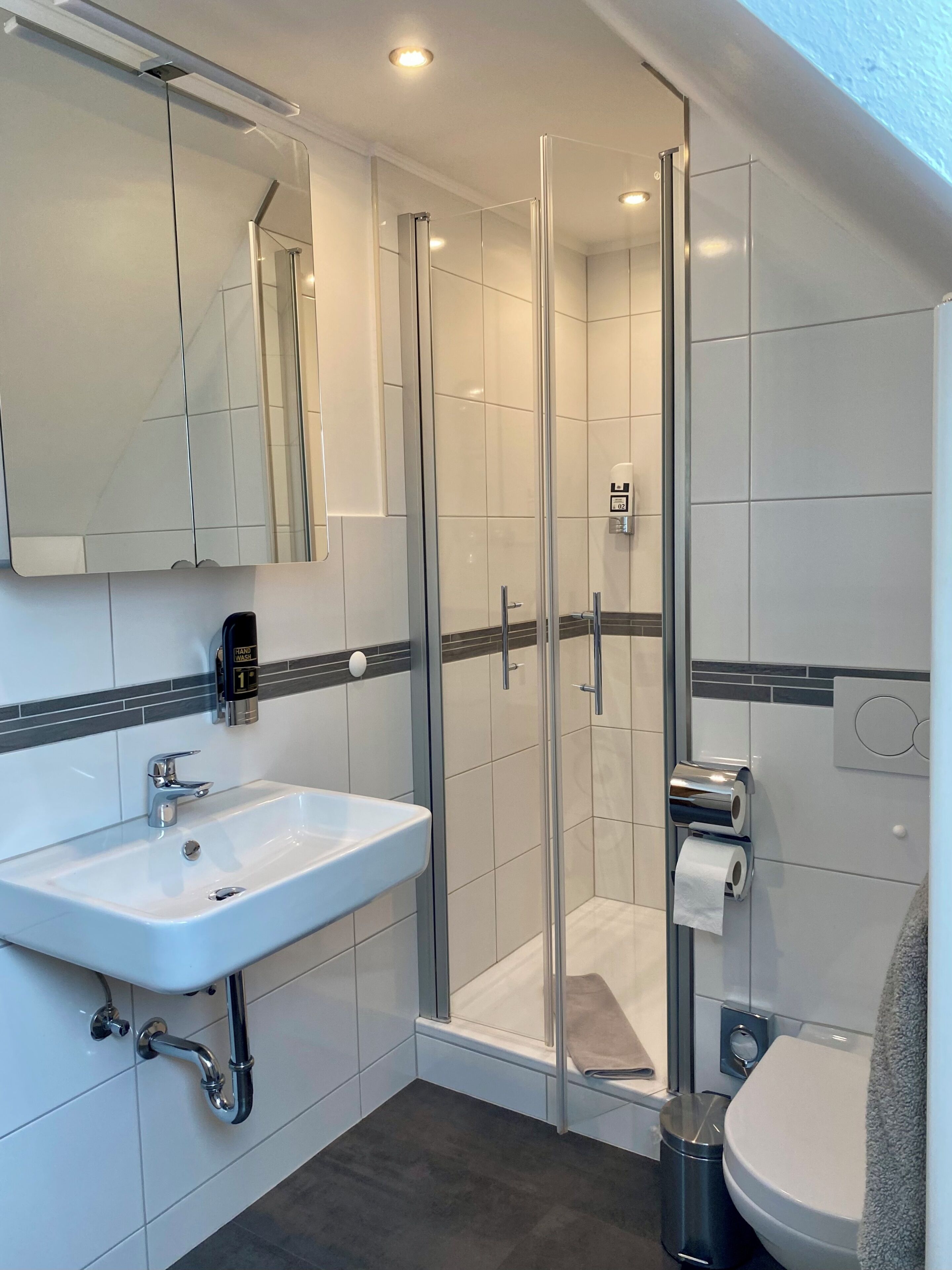 Double Room, Garden View | Bathroom
