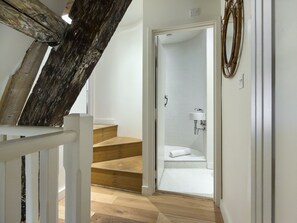 Interior - Inca's Cottage - Dog friendly cottage in the Cotswolds (Sapperton)