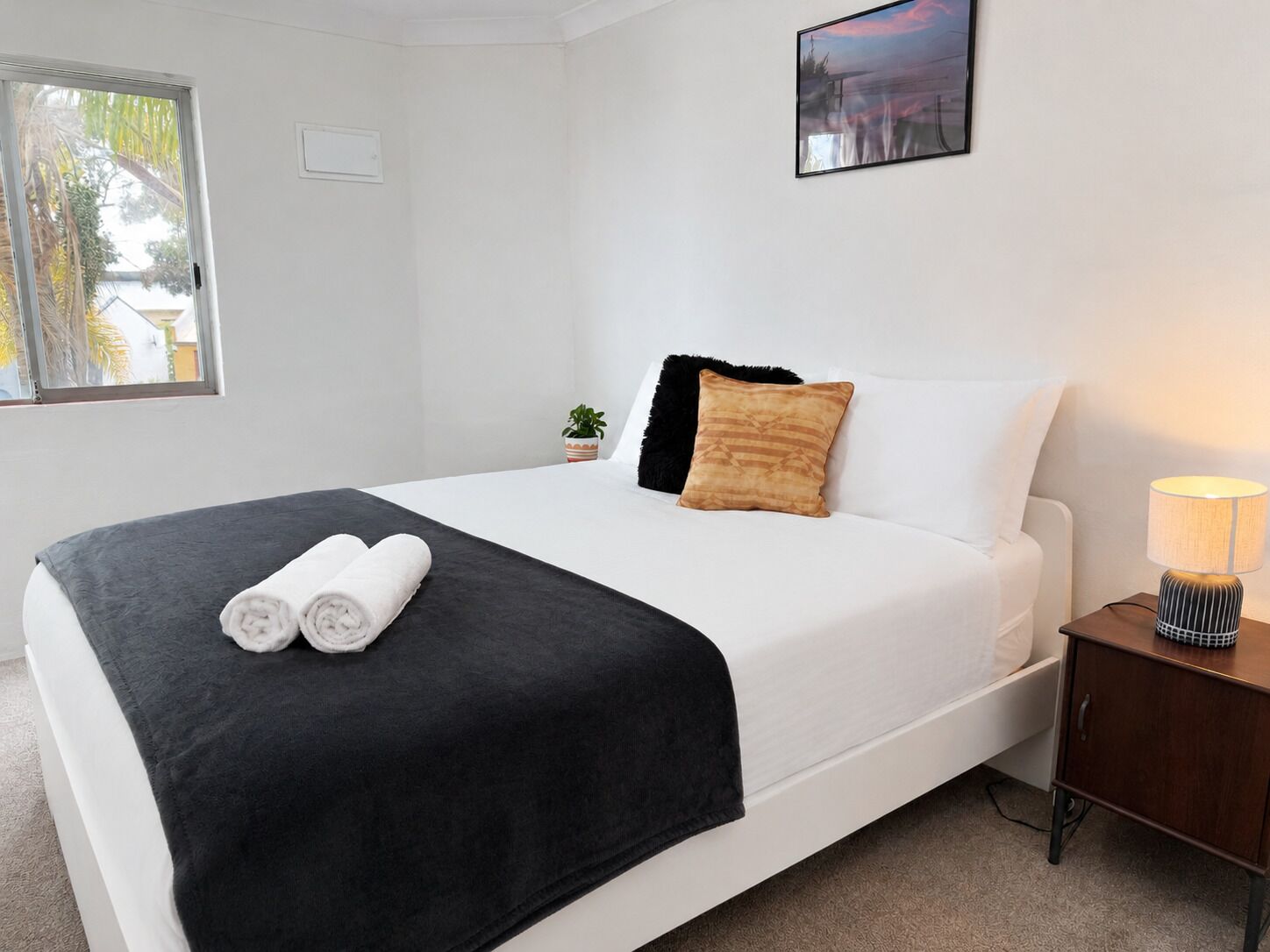 2 bedrooms, iron/ironing board, WiFi (free), bed sheets