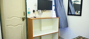 hari krupa bhakta niwas