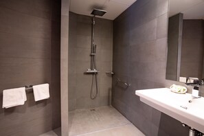 Seife, Shampoo, Toilettenpapier