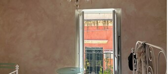Termini Imerese between Cefalu and Palermo, spacious, a short walk to the beach.