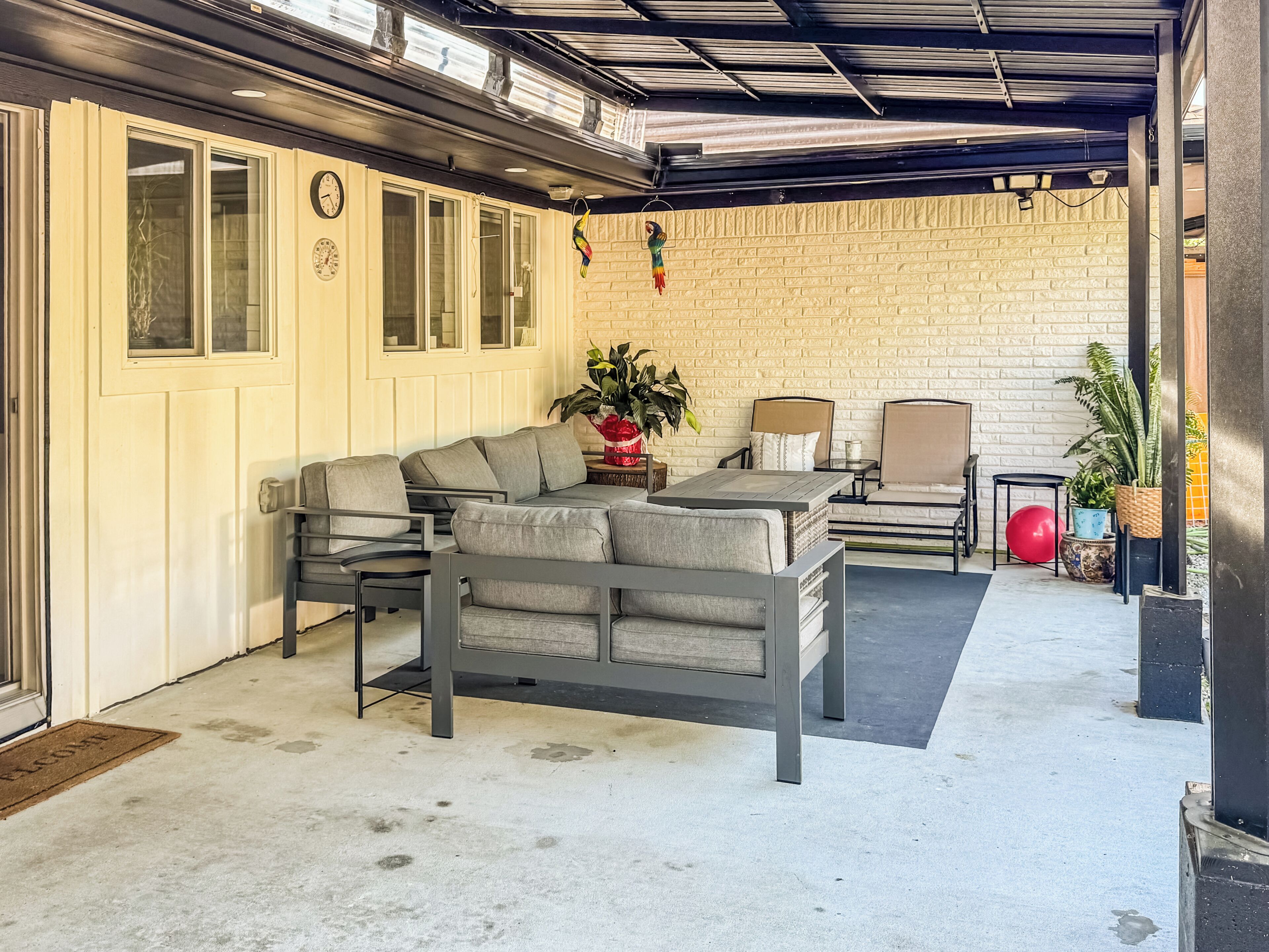 Casa, vista para o jardim | Terraço/pátio