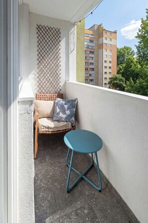 Property grounds - Cozy Apartment with Balcony | Close to Beach and Station (Gdynia)
