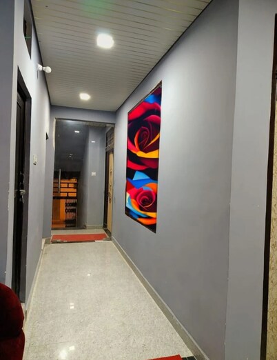 Hotel Basera 