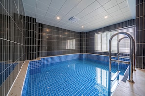 Pool - busan Doan Pool villa & Kids Hotel (Busan)