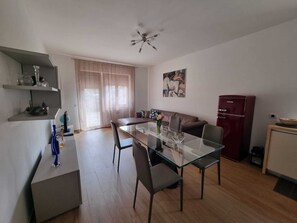 Interior - Ai Tulipani da Maila Cozy apartment, pets allowed, convenient to the center (Tagliacozzo)