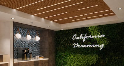 La Quinta Inn and Suites by Wyndham Torrance Redondo Beach