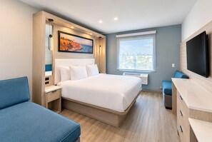 Room - La Quinta Inn and Suites by Wyndham Torrance Redondo Beach (Torrance)