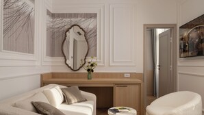 Sınıflandırılmamış resim, 72 üzerinden 4, düğme