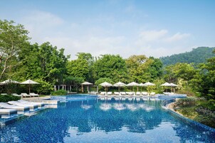 Seasonal outdoor pool