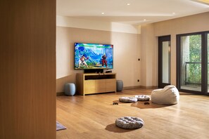 Interior - New World Qingyuan (Qingyuan)
