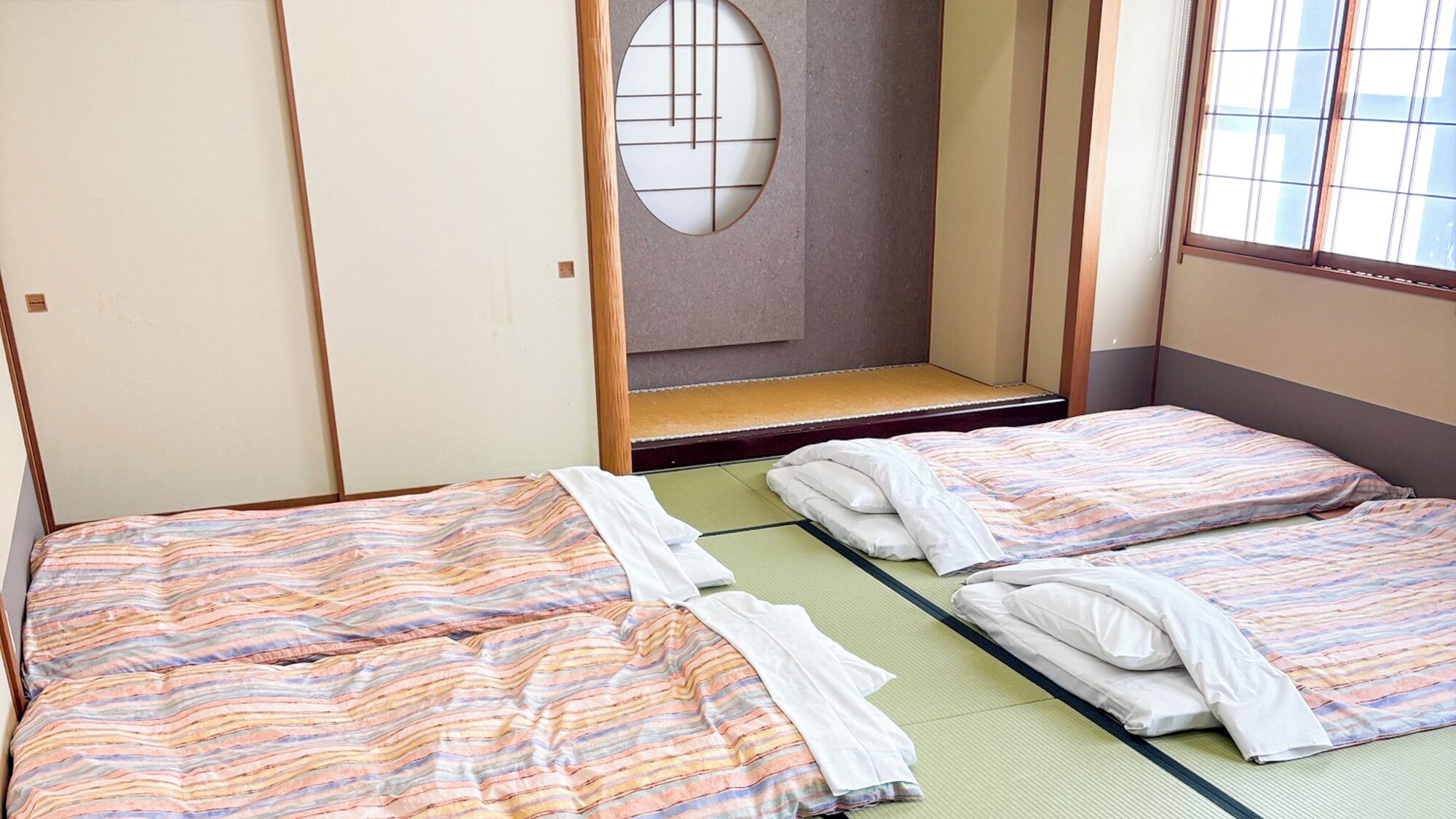 Quarto em estilo japonês, para não fumantes