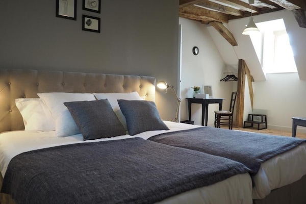 Comfort Double or Twin Room, Garden View | Iron/ironing board, free WiFi