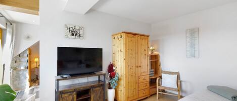 1 habitación, wifi y ropa de cama