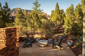 Property grounds - Amazing Monthly Home, Views, Community Pool! Calle (Sedona)