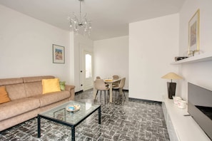 Căn hộ (2 Bedrooms) | Nội thất