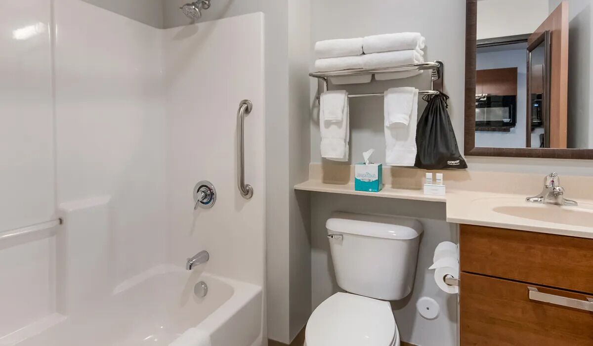 Relax & Rechargerelaxing Room | Wyoming State Museum - 2.1 Miles | Free Parking - Cheyenne, WY