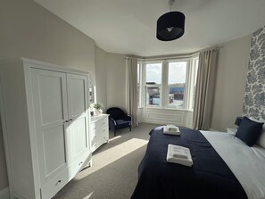 3 bedrooms, individually decorated, individually furnished, free WiFi - Abbotsford (Kelso)