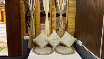 Cottage, vista cortile