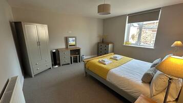 2 chambres, Wi-Fi gratuit, décoration personnalisée