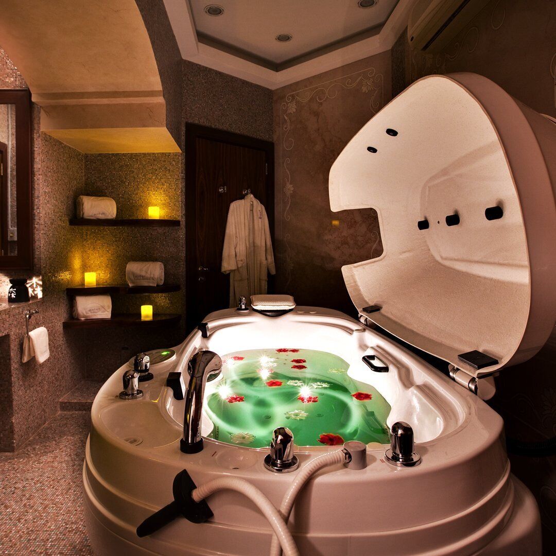 Bañera de hidromasaje privada