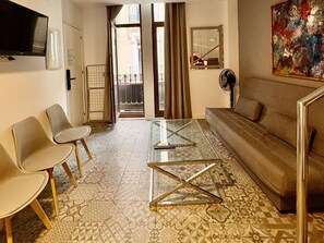 TV - Central and comfy apartment - 2 guests (Granada)