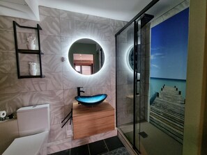 Bathroom - Renovated studio in a tranquil setting - 2 guests (Tartaras)