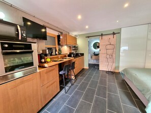 Free WiFi - Renovated studio in a tranquil setting - 2 guests (Tartaras)