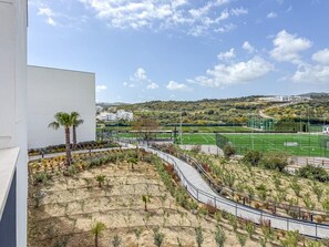 Sports court - Bright apartment, sea view - 4 guests (Estepona)